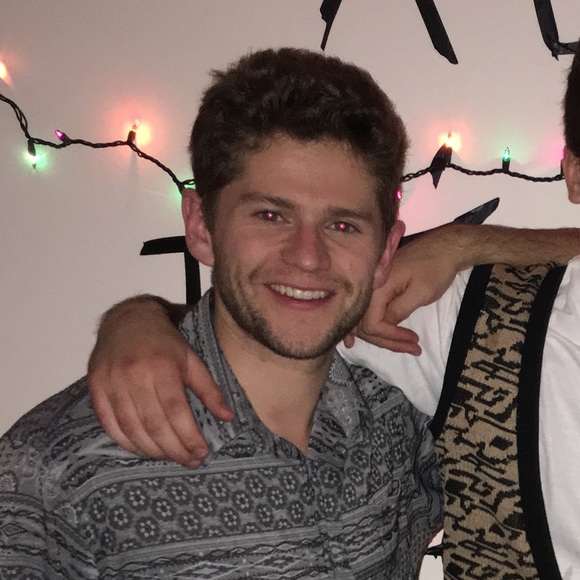 Meet your Posher, Lucas - Picture 1 of 1